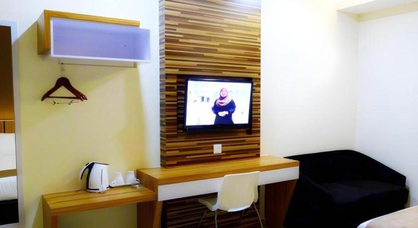 Gm Holiday Hotel Permai Jaya Kampong Tebing Rabak Exterior photo